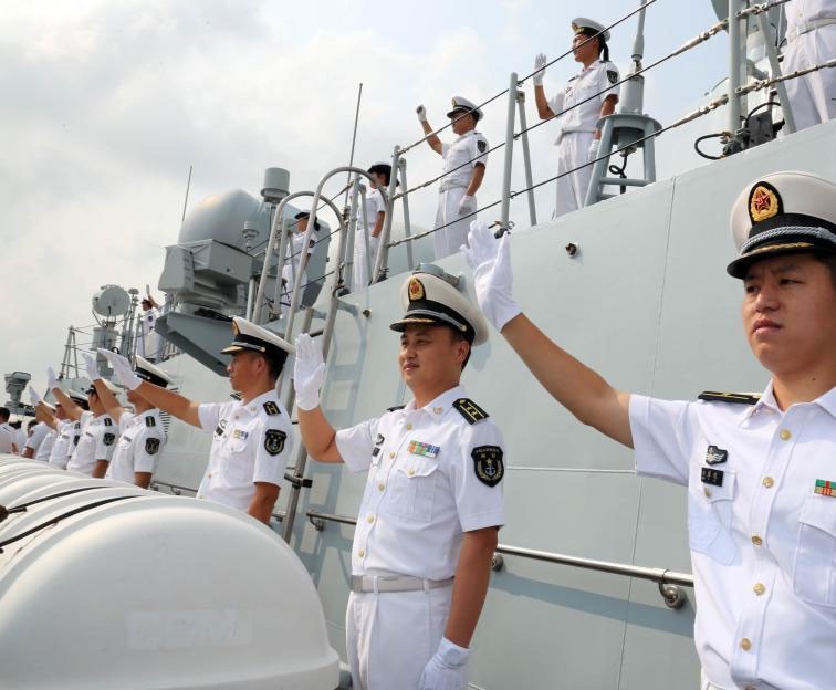 中国海军护航编队访问泰国(2)_第2页
