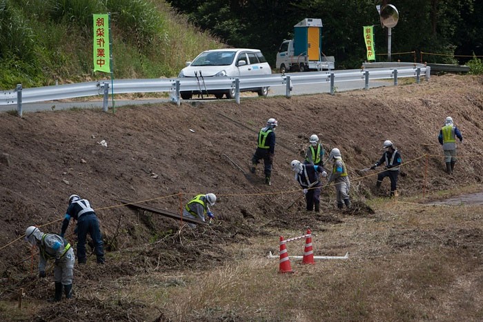 日本福岛核辐射清理工作 遭污染废物堆积如山
