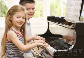 铃木教学法对我国幼儿钢琴启蒙教育的启示