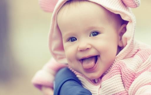 爱笑的婴儿更聪明!BB智商高的6个表现