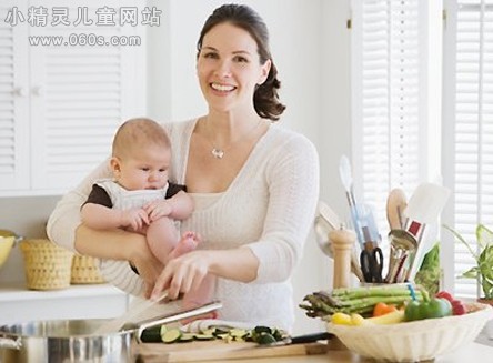 婴儿宝宝日常生活中要避免吃哪些食物